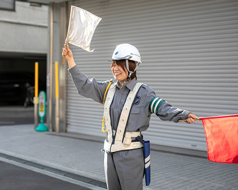 画像：工事現場警備のイメージ